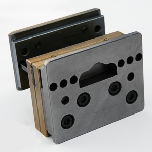 Narzędzie perforujące, otwory kwadratowe, skos 3:1, wycięcie pod zaweszkę typu euro