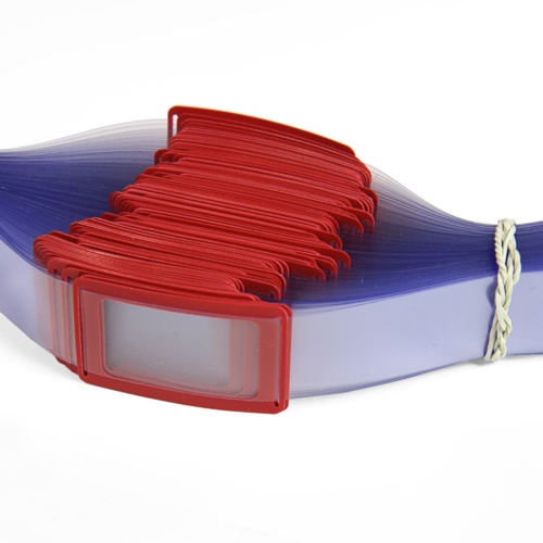 Okienka typu P przewlakene przez pasek, twarda folia 130 µm, pasek z gumką recepturką