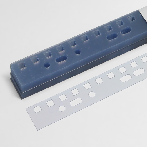 Otwory kwadratowe 6x6 mm, dla spirali o skoku 3:1